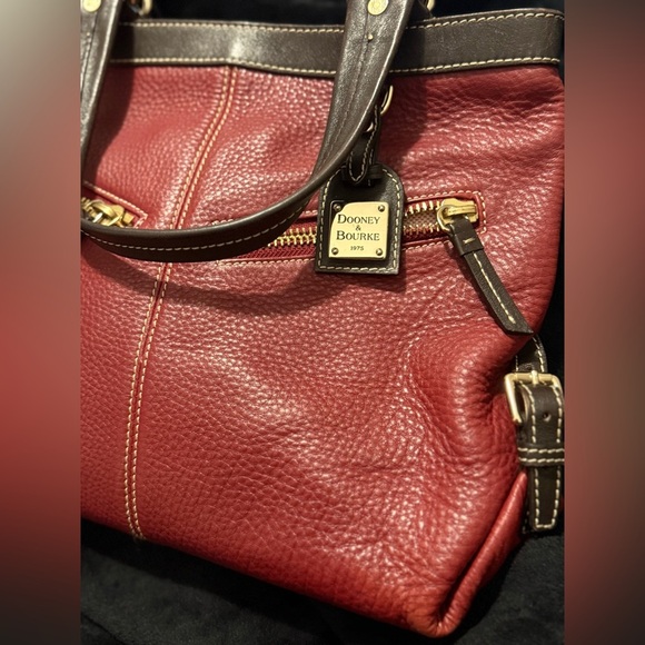 Dooney And Bourke Brown Pebbled Leather Sara Purse Handbag - Picture 13 of 16